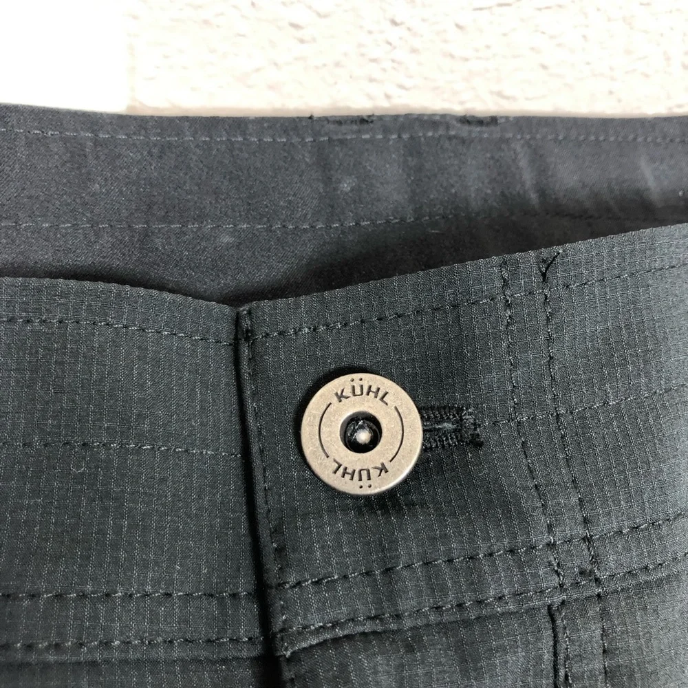 Kuhl Silencr Cargo Water Resistance stretchy Cell Pocket Lightweight Shorts‎ 42